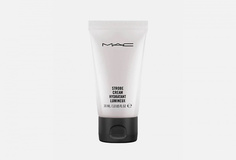 УВЛАЖНЯЮЩИЙ КРЕМ С ЭФФЕКТОМ СИЯНИЯ Mac