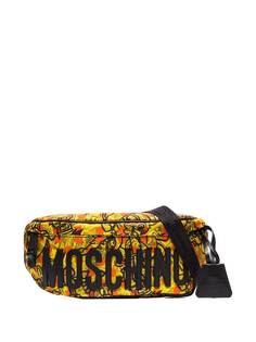 Moschino поясная сумка с принтом