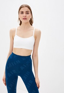 Топ спортивный Nike