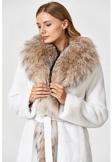 Шуба из аукционного меха норки KOPENHAGEN FUR с отделкой мехом рыси Emfasi Pelle
