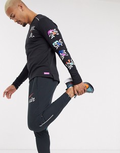Черный свитшот с круглым вырезом и принтом Nike Running