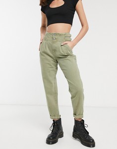 Свободные брюки цвета хаки с пряжкой Bershka-Зеленый