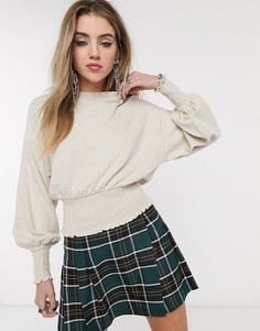 Бежевый топ с присборенной талией Bershka