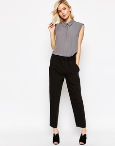 Комфортные брюки узкого кроя ASOS-Черный