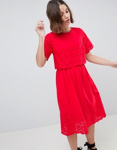 Двухслойное приталенное платье миди с вышивкой ришелье ASOS DESIGN-Красный