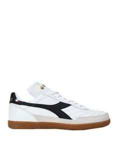 Низкие кеды и кроссовки Diadora