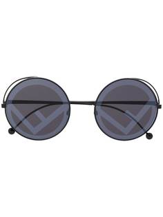 Fendi Eyewear солнцезащитные очки с логотипом и затемненными линзами