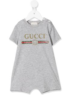 Gucci Kids ромпер с оборками и логотипом