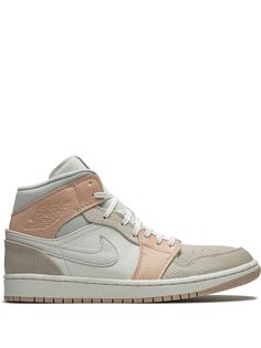 Jordan Air Jordan 1 Mid sneakers