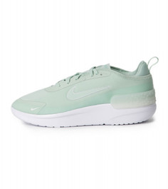 Кроссовки женские Nike Amixa, размер 38