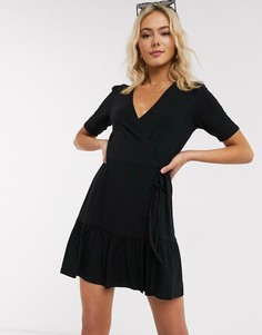 Черное платье мини с запахом ASOS DESIGN-Черный