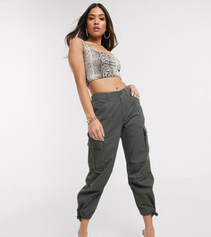 Брюки карго цвета хаки ASOS DESIGN Petite-Зеленый