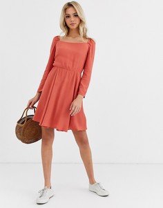 Короткое приталенное платье с длинными рукавами Glamorous-Оранжевый
