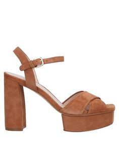 Сандалии Stuart Weitzman