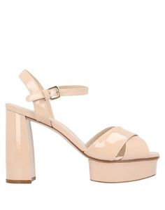 Сандалии Stuart Weitzman