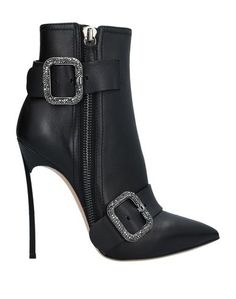 Полусапоги и высокие ботинки Casadei