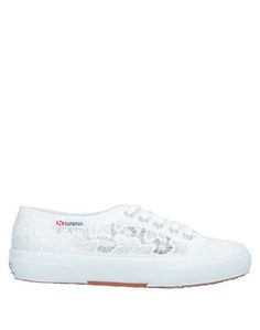 Низкие кеды и кроссовки Superga