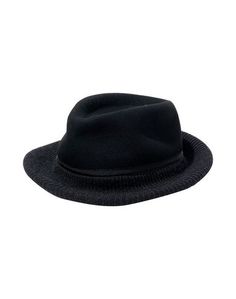 Головной убор Giorgio Armani