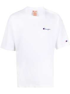 Champion футболка с вышитым логотипом