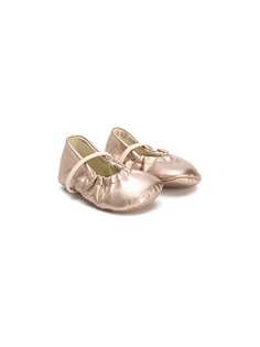 Pèpè single strap crib shoes