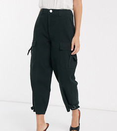 Темно-зеленые брюки в стиле милитари ASOS DESIGN Petite-Черный