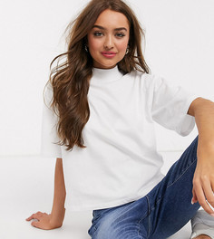 Белая короткая свободная футболка с высоким воротником ASOS DESIGN Petite-Белый