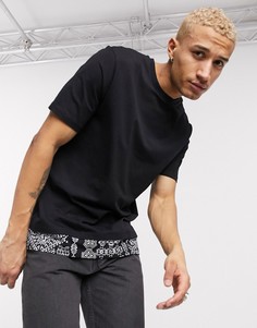 Черная двухслойная футболка с принтом Bershka-Черный