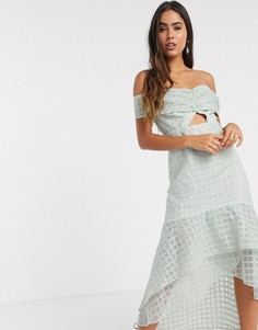 Голубое платье миди с открытыми плечами, вышивкой и оборками ASOS DESIGN-Синий