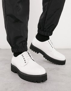 Белые туфли из искусственной кожи со шнуровкой на массивной подошве ASOS DESIGN-Белый
