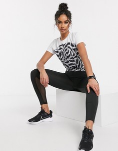 Монохромная короткая футболка с принтом ASOS 4505-Белый