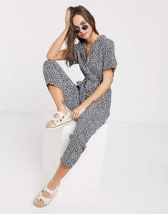 Комбинезон с цветочным принтом и завязкой на талии Monki-Черный