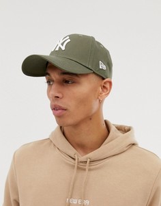 Зеленая регулируемая кепка NY Yankees от New Era MLB 9Forty-Зеленый