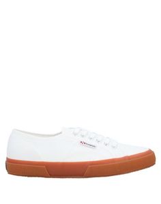 Низкие кеды и кроссовки Superga