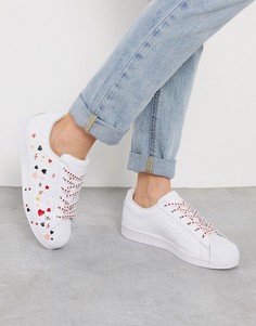 Белые кроссовки с сердцами adidas Originals Superstar-Белый