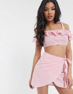 Розовый топ и юбка в клетку Missguided