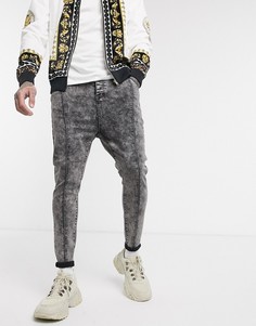 Серые джинсы скинни с эффектом кислотной стирки SikSilk-Серый