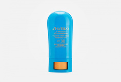 Солнцезащитное тональное средство-стик Shiseido