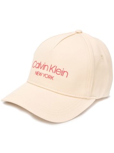 Calvin Klein бейсболка с логотипом