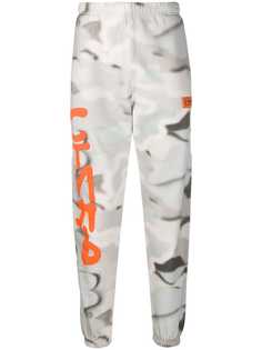 Heron Preston спортивные брюки с камуфляжным принтом