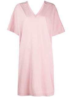 Pleats Please Issey Miyake платье-футболка с V-образным вырезом