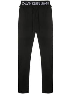 Calvin Klein Jeans укороченные брюки с кулиской и логотипом