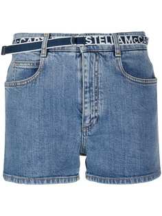 Stella McCartney джинсовые шорты с логотипом на поясе