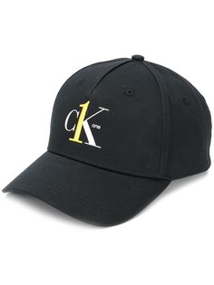 Calvin Klein Jeans бейсболка с вышитым логотипом