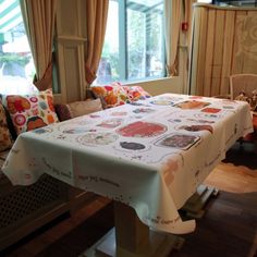 Праздничная скатерть Самобранка 150х240 см Myatashop