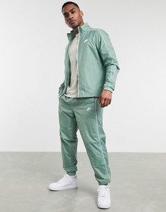 Зеленый спортивный костюм Nike Club