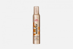 Мусс для волос сильной фиксации Wella