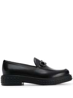 Salvatore Ferragamo лоферы с декором Gancini