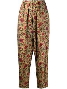 Uma Wang зауженные брюки с цветочным принтом