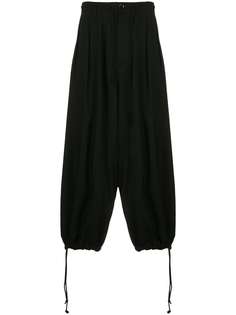 Yohji Yamamoto брюки со складками и низким шаговым швом