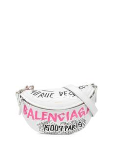 Balenciaga поясная сумка с графичным принтом